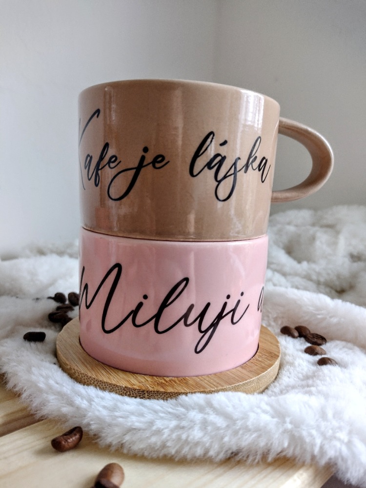 Makronka "Miluji a kávujii"